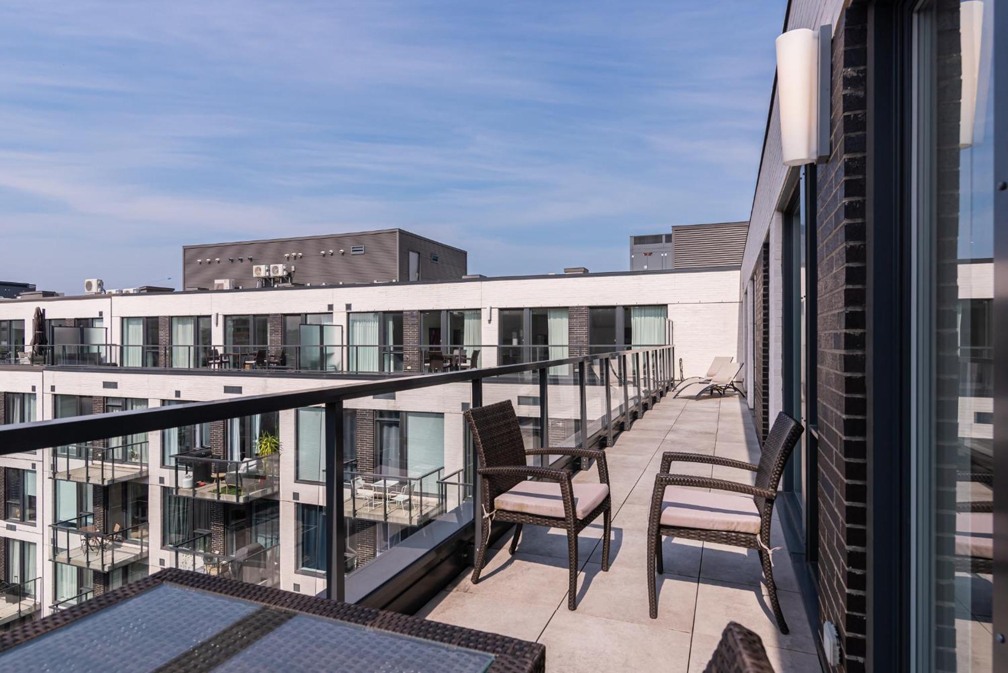 Le Se7T Penthouses Montreal Exterior photo
